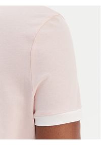 Guess T-Shirt V6GI08 K2975 Różowy Regular Fit. Kolor: różowy. Materiał: bawełna #4