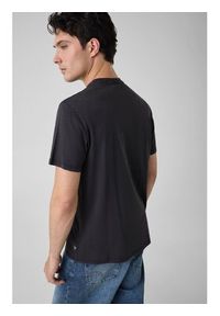 Guess T-Shirt 183291 Czarny Classic Fit. Kolor: czarny #4