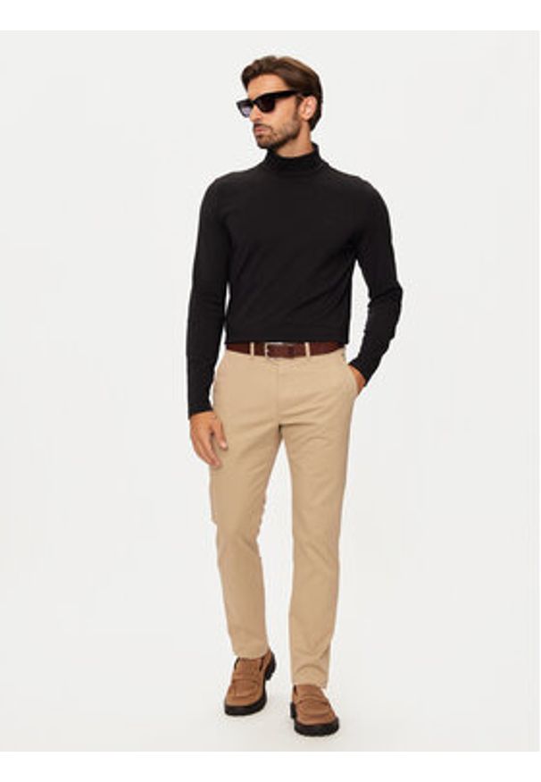 Pierre Cardin Golf C5 30563.3051 Czarny Regular Fit. Typ kołnierza: golf. Kolor: czarny. Materiał: bawełna