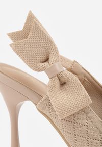 Renee - Ciemnobeżowe Szpilki Slingback VICES z Elastycznej Dzianiny z Wkładką Soft-Pillow i Ozdobną Kokardą Risnara. Okazja: na co dzień. Zapięcie: pasek. Kolor: beżowy. Materiał: dzianina. Obcas: na szpilce. Styl: casual #8