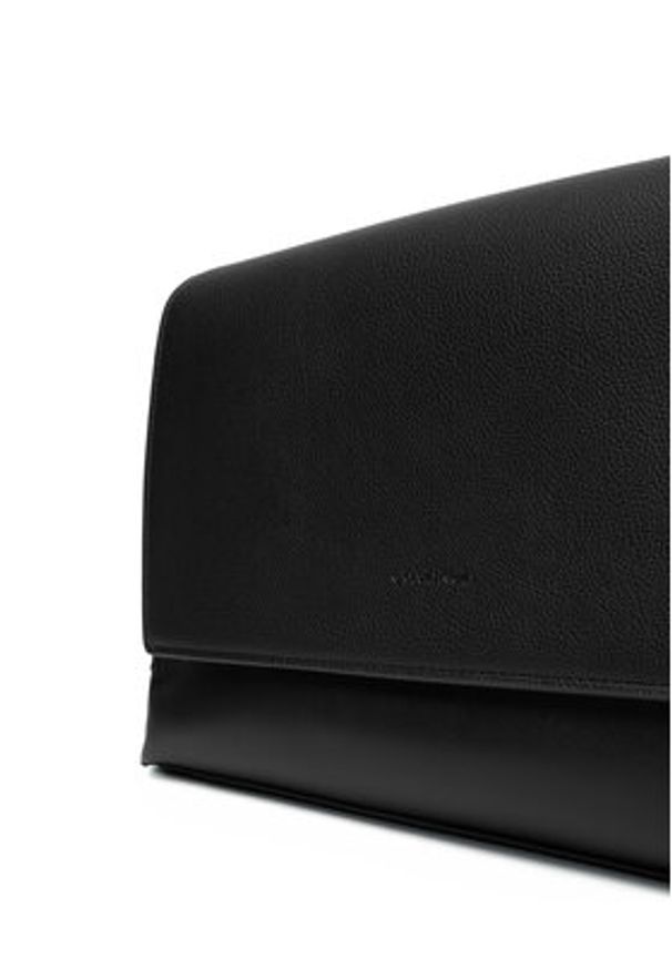 Calvin Klein Saszetka Micro Pebble Messenger 27 LV04D3034G Czarny. Kolor: czarny. Materiał: skóra