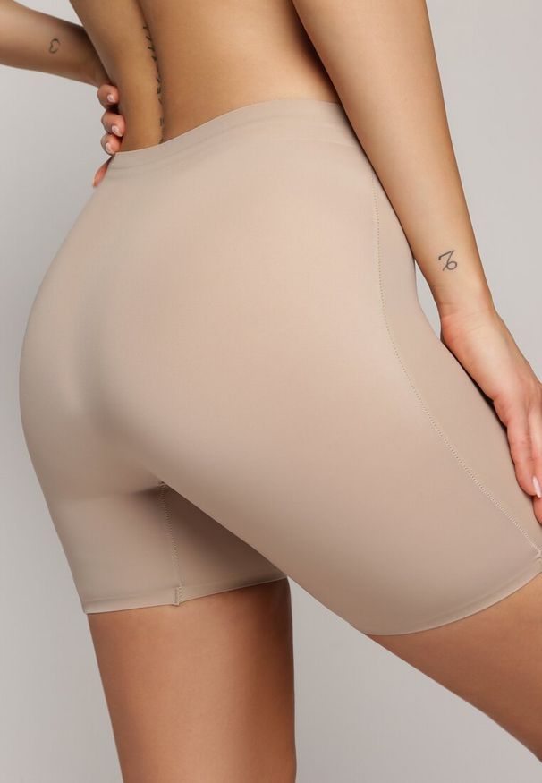 Born2be - Beżowe Gładkie Majtki Modelujące z Wysoką Talią Liperia. Kolor: beżowy. Wzór: gładki