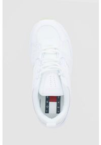 Tommy Jeans Buty kolor biały na płaskiej podeszwie. Nosek buta: okrągły. Zapięcie: sznurówki. Kolor: biały. Materiał: poliester, guma. Obcas: na płaskiej podeszwie #3