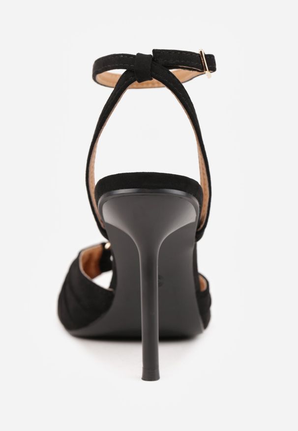 Born2be - Czarne Sandały na Szpilce VICES z Marszczeniem i Metaliczną Aplikacją Nemenoe. Okazja: na wesele, na co dzień, na ślub cywilny. Zapięcie: pasek. Kolor: czarny. Wzór: aplikacja. Obcas: na szpilce. Styl: casual, klasyczny, elegancki