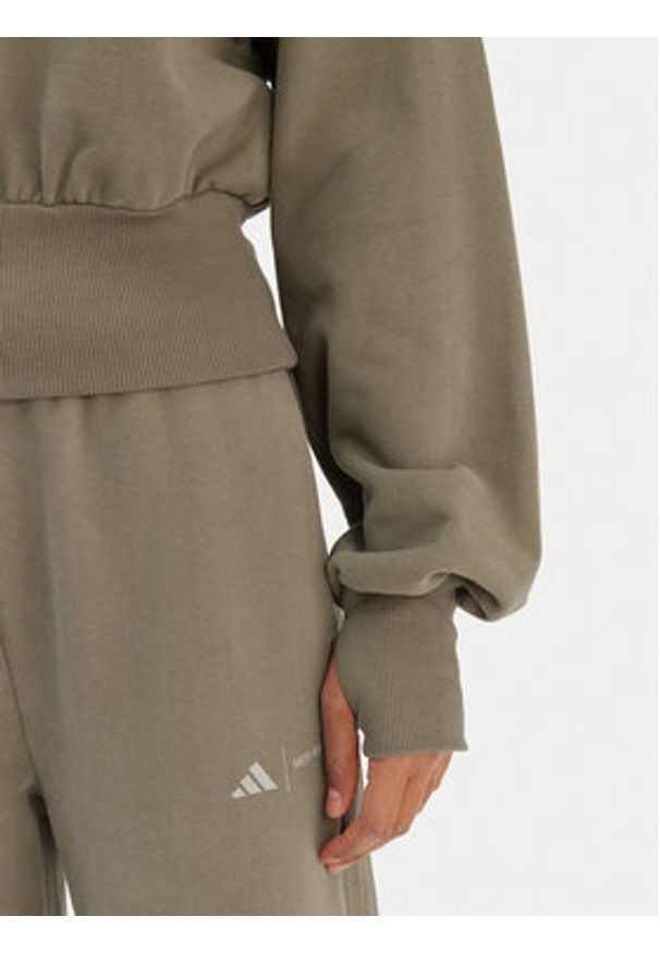 Adidas - adidas Bluza JM1101 Zielony Loose Fit. Kolor: zielony. Materiał: bawełna