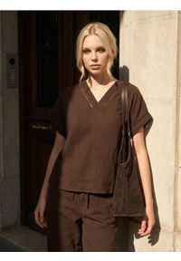 Sinsay - Bawełniana koszulowa bluzka z ażurowymi wstawkami - brązowy. Kolor: brązowy. Materiał: bawełna. Wzór: ażurowy #1