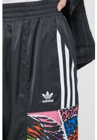 adidas Originals spodnie dresowe damskie kolor czarny wzorzyste. Stan: podwyższony. Kolor: czarny. Materiał: dresówka #2