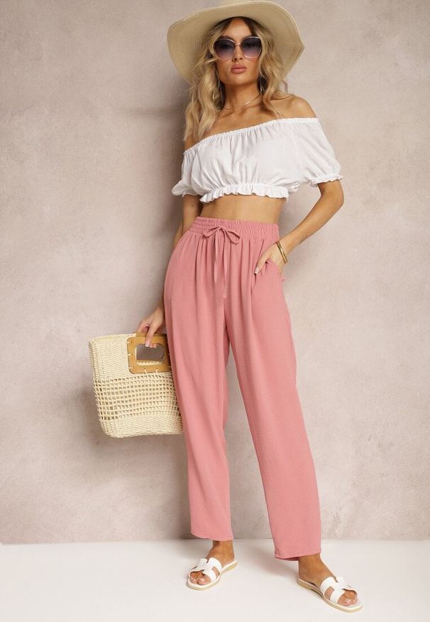 Renee - Ciemnoróżowe Spodnie Regular High Waist z Wiązaniem w Pasie Dimeca. Okazja: na co dzień. Stan: podwyższony. Kolor: różowy. Materiał: materiał. Wzór: aplikacja. Styl: casual