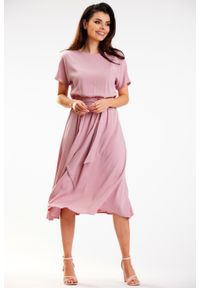 Awama - Midi Sukienka z Kimonowym Krótkim Rękawem - Różowa. Kolor: różowy. Materiał: wiskoza, elastan. Długość rękawa: krótki rękaw. Długość: midi