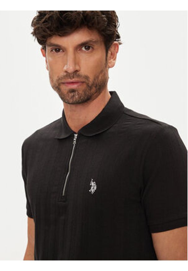 U.S. Polo Assn. Polo MUP3992 Czarny Regular Fit. Typ kołnierza: polo. Kolor: czarny. Materiał: bawełna
