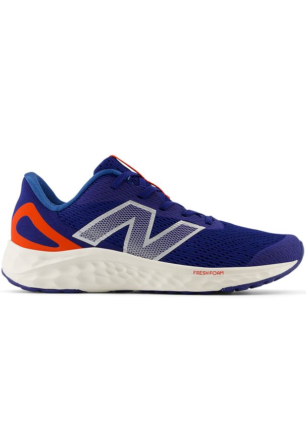 Buty dziecięce New Balance Fresh Foam Arishi v4 GPARIYN4 – granatowe. Kolor: niebieski. Materiał: materiał, syntetyk. Szerokość cholewki: normalna. Sport: fitness