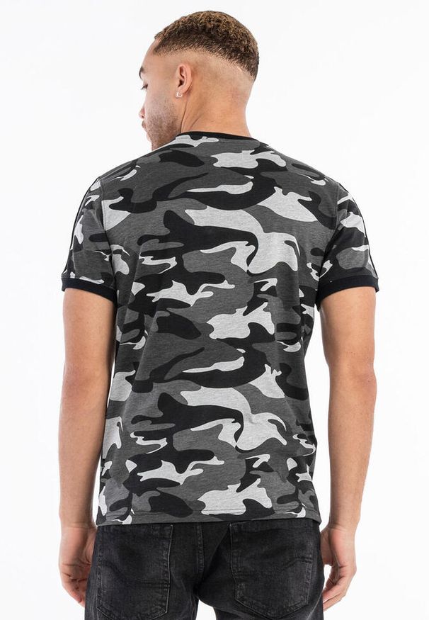 T-shirt o klasycznym kroju Lonsdale Gunnista. Kolor: szary, wielokolorowy, brązowy, zielony. Materiał: guma. Wzór: aplikacja, nadruk