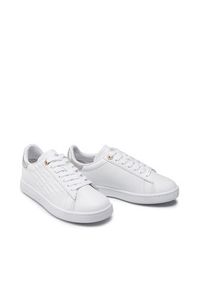 EA7 Emporio Armani Sneakersy X8X001 XCC51 R579 Biały. Kolor: biały. Materiał: skóra #8