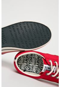 Tommy Jeans - Tenisówki. Nosek buta: okrągły. Zapięcie: sznurówki. Kolor: czerwony. Materiał: guma #3