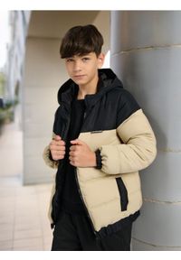 Sinsay - Kurtka pikowana - beżowy. Typ kołnierza: kaptur. Kolor: beżowy. Materiał: materiał. Długość rękawa: długi rękaw. Długość: długie #1