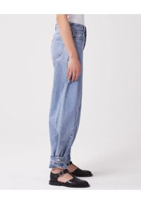 AGOLDE - Niebieskie spodnie jeansowe Cleo. Stan: podwyższony. Kolor: niebieski. Styl: klasyczny