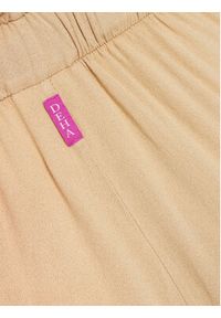 Deha Spodnie materiałowe A00635 Beżowy Regular Fit. Kolor: beżowy. Materiał: wiskoza