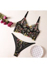 Intica - Komplet bielizny z haftem kwiatowym elegancki zestaw dla kobiet Noriane. Kolor: czarny. Materiał: tkanina, materiał, skóra. Wzór: kwiaty, haft