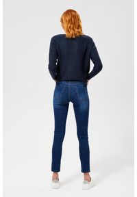 MOODO - Jeansy typu regular. Materiał: jeans. Wzór: gładki #3
