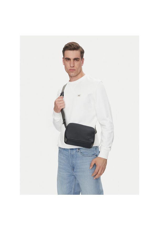 Saszetka Calvin Klein Jeans. Kolor: czarny