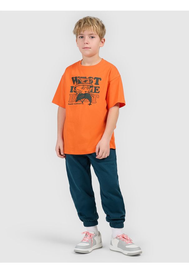 4f - 4F T-shirt loose z nadrukiem chłopięcy - pomarańczowy 146 (10-11 lat). Okazja: na uczelnię, na co dzień. Kolor: pomarańczowy. Materiał: materiał, bawełna, dzianina. Wzór: nadruk. Sezon: lato. Styl: casual