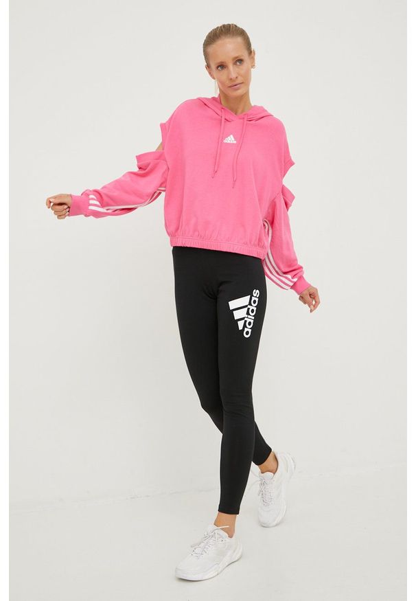 Adidas - adidas legginsy damskie kolor czarny z nadrukiem. Kolor: czarny. Materiał: materiał. Wzór: nadruk