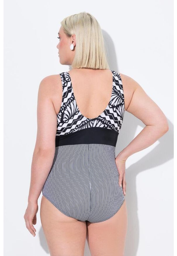 ULLA POPKEN - Damski Strój kąpielowy ozdobny pasek miękkie miseczki z recyklingu. Kolekcja: plus size. Kolor: czarny. Materiał: poliester, elastan, poliamid, materiał