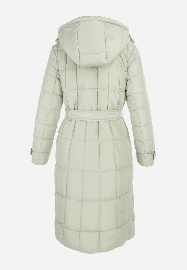 Born2be - Jasnozielona Kurtka Pikowana z Paskiem Gutdat. Okazja: na co dzień. Kolor: zielony. Materiał: materiał. Długość rękawa: długi rękaw. Długość: długie. Sezon: zima. Styl: casual