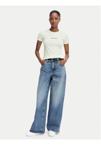 Calvin Klein Jeans T-Shirt LV047G816G Kremowy Slim Fit. Kolor: kremowy. Materiał: bawełna #2