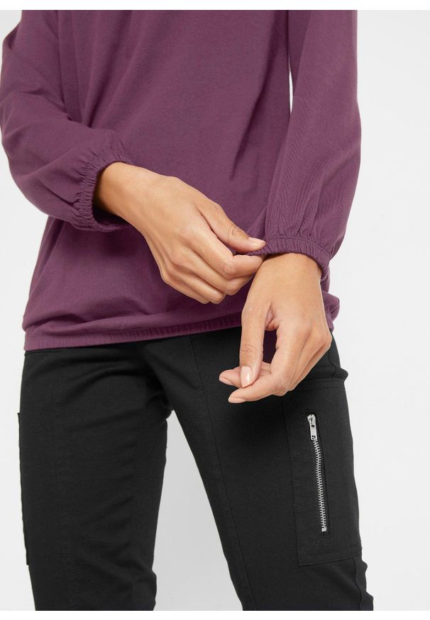 bonprix - Bluzka bawełniana z czystej bawełny z długim rękawem i gumką. Typ kołnierza: dekolt w serek. Kolor: fioletowy. Materiał: bawełna. Długość rękawa: długi rękaw. Długość: długie