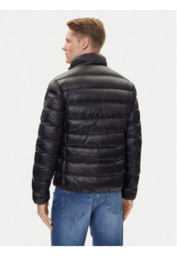 Blauer Kurtka puchowa 25WBLUC03090 Czarny Regular Fit. Kolor: czarny. Materiał: syntetyk