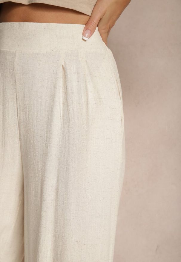 Renee - Beżowe Szerokie Spodnie z Lnem High Waist Sanariela. Okazja: do pracy, na co dzień. Stan: podwyższony. Kolor: beżowy. Materiał: len. Sezon: lato, wiosna. Styl: klasyczny, casual, elegancki