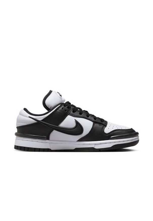 Buty do chodzenia damskie Nike Dunk Low Twist. Zapięcie: sznurówki. Kolor: biały, czarny, wielokolorowy. Materiał: syntetyk, tkanina, materiał. Szerokość cholewki: normalna. Sport: turystyka piesza