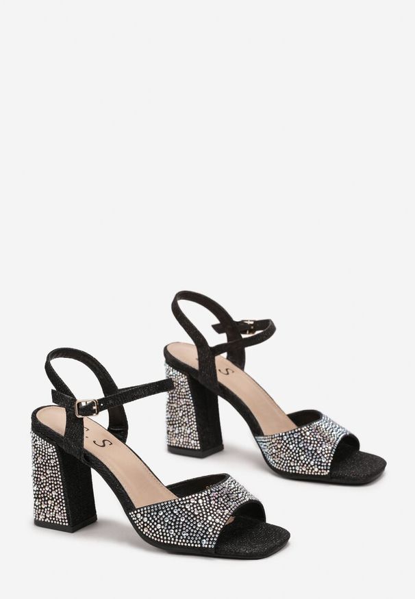 Renee - Czarne Brokatowe Sandały na Słupku Zylane. Kolor: czarny. Obcas: na słupku. Styl: glamour