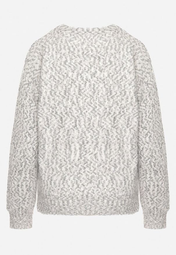 Born2be - Czarny Klasyczny Sweter Oversize z Wiskozą Tarenta. Okazja: na co dzień. Kolor: czarny. Materiał: wiskoza. Styl: klasyczny