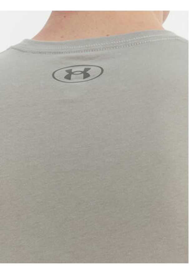 Under Armour T-Shirt Left Chest Logo SS 1326799 Szary Loose Fit. Kolor: szary. Materiał: syntetyk