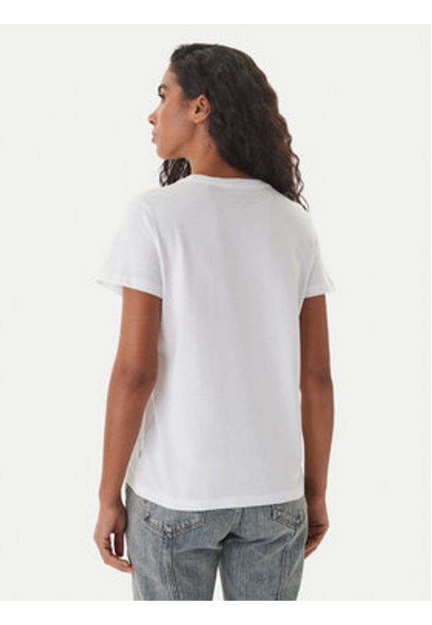 Guess Jeans T-Shirt W6GI45 K8HM0 Biały Regular Fit. Kolor: biały. Materiał: bawełna