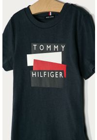 TOMMY HILFIGER - Tommy Hilfiger - T-shirt dziecięcy 74-176 cm. Okazja: na co dzień. Kolor: niebieski. Materiał: bawełna, materiał, dzianina. Wzór: nadruk. Styl: casual #3