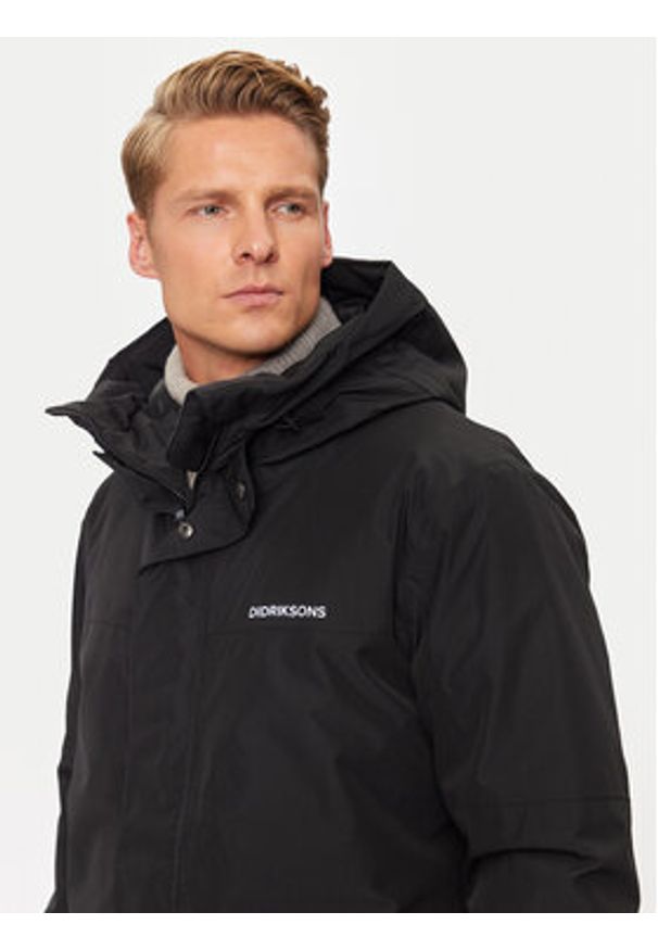Didriksons Parka Danny 505802 Czarny Regular Fit. Kolor: czarny. Materiał: syntetyk