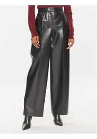 Calvin Klein Spodnie skórzane K20K207083 Czarny Straight Leg. Kolor: czarny. Materiał: syntetyk #1