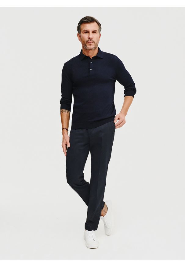 Pako Lorente - PAKO LORENTE – Sweter polo w kolorze granatowym. Okazja: na co dzień. Typ kołnierza: polo. Kolor: czarny, niebieski. Materiał: wiskoza, poliester. Sezon: wiosna. Styl: casual
