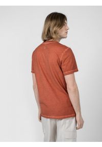 outhorn - T-shirt z nadrukiem męski - czerwony. Okazja: na co dzień. Kolor: czerwony. Materiał: bawełna, dzianina. Wzór: nadruk. Styl: casual #10