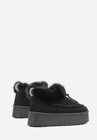 Born2be - Czarne Śniegowce na Grubej Podeszwie z Ozdobnymi Przeszyciami i Futerkiem Lindera. Okazja: na co dzień. Kolor: czarny. Materiał: futro. Styl: casual #7