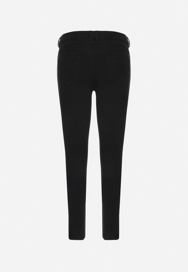 Born2be - Czarne Jeansy Skinny z Regularnym Stanem Ingas. Kolor: czarny. Długość: krótkie. Wzór: gładki