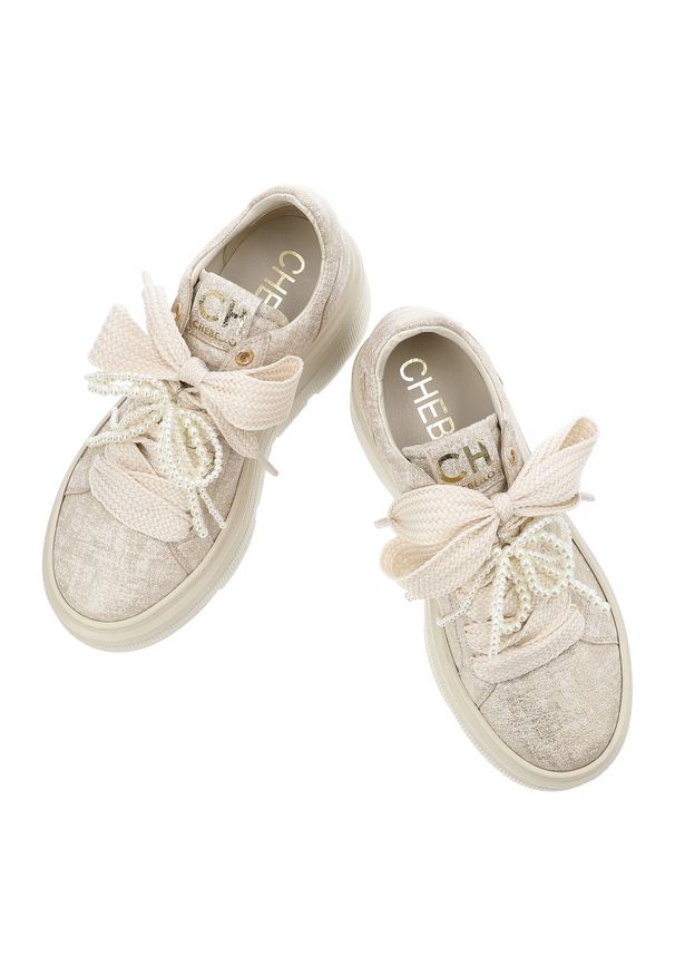 CheBello - Złote Sneakersy Chebello Stylowe Obuwie Damskie Na Platformie. Kolor: złoty. Szerokość cholewki: normalna. Wzór: aplikacja. Obcas: na platformie. Styl: elegancki