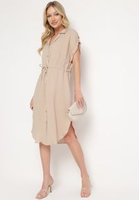 Born2be - Beżowa Koszulowa Sukienka Midi z Wiskozy na Guziki z Troczkiem i Wycięciami Alicana. Typ kołnierza: kołnierzyk klasyczny. Kolor: beżowy. Materiał: wiskoza. Typ sukienki: koszulowe. Styl: klasyczny. Długość: midi #5