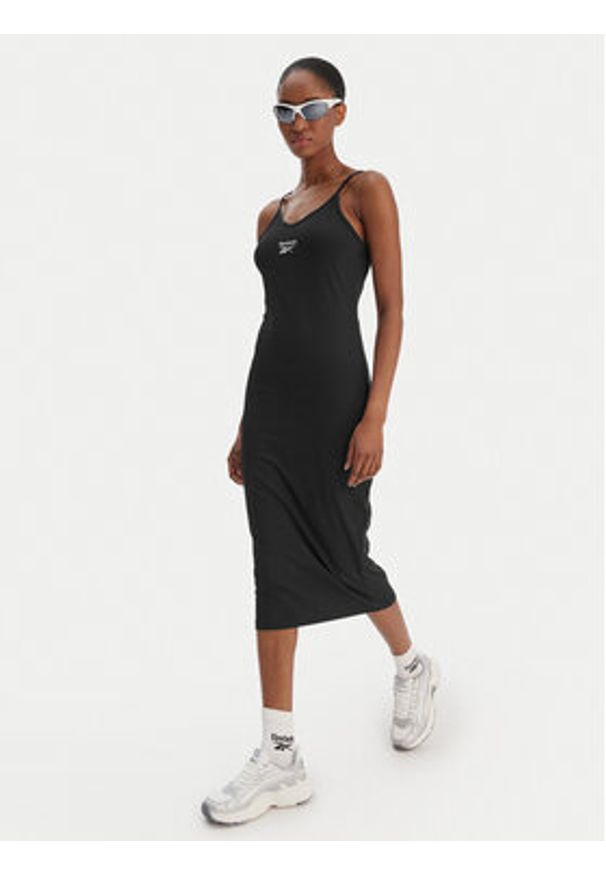 Reebok Sukienka codzienna Madaleine RK25515CCW Czarny Slim Fit. Okazja: na co dzień. Kolor: czarny. Materiał: syntetyk. Typ sukienki: proste. Styl: casual