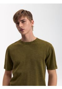 Reserved - Bawełniany sweter z krótkim rękawem - oliwkowy. Kolor: oliwkowy. Materiał: bawełna. Długość rękawa: krótki rękaw. Długość: krótkie