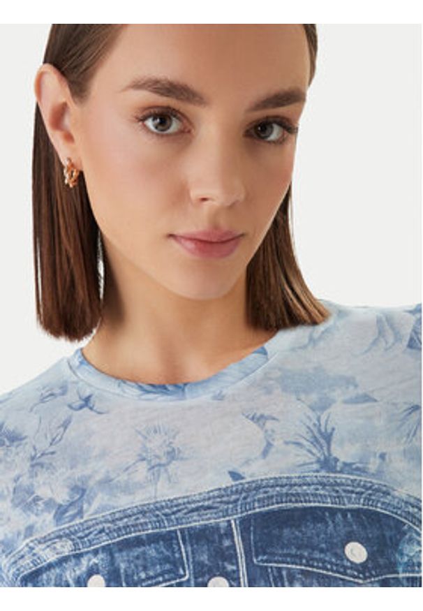 Guess T-Shirt W6GI44 K3614 Niebieski Regular Fit. Kolor: niebieski. Materiał: syntetyk, bawełna
