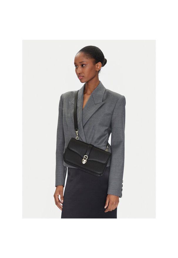 Torebka Aigner. Kolor: czarny